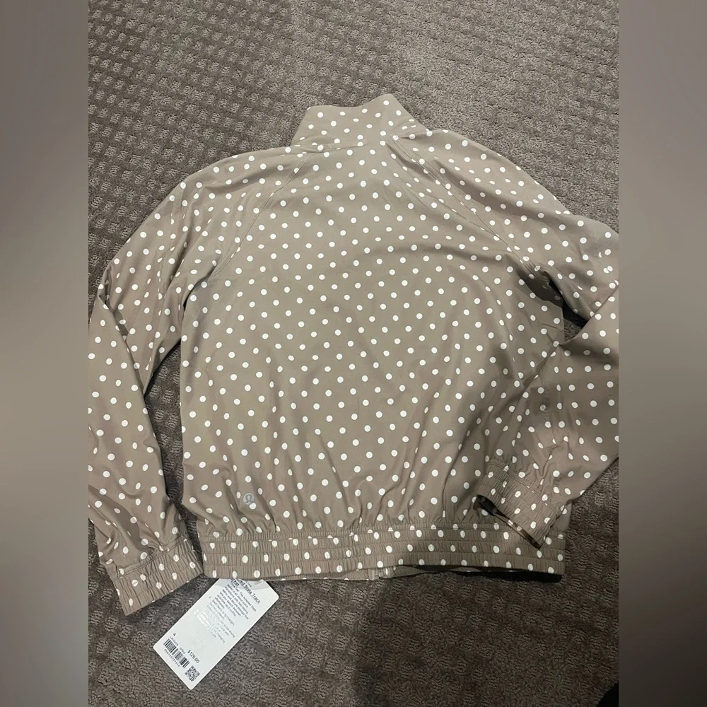 NWT Lululemon Adapted State Track Jacket, Simple Polka White Sheer Oak, Size 6 - Picture 5 of 6
